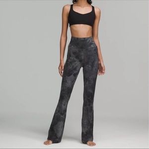 Marble lululemon yoga pants